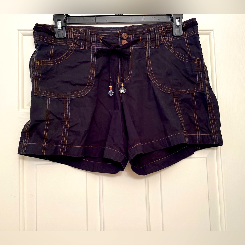 Vintage y2k Sartiki size large beach skate surf core shorts outline stitching